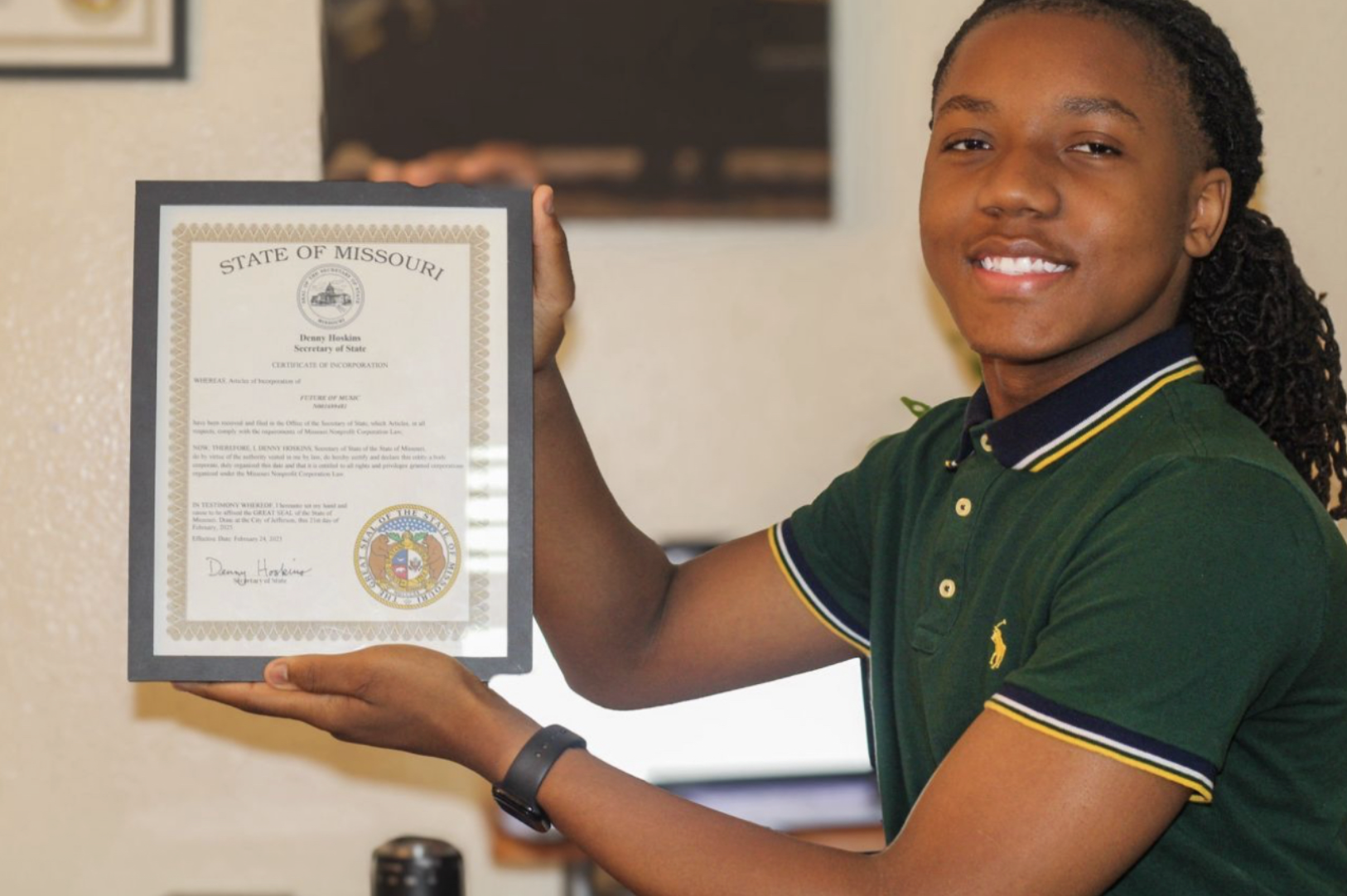 Aereon Robinson standing in a music studio